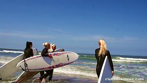 Four Hot Surfer Girls Eat Pussy In The Sand During A Foursome