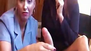 Hungry Businesswoman Has Very Serious Approach To Cock-sucking