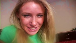 Allison Pierce Oils Her  And Makes Guy Horny In Amateur Clip