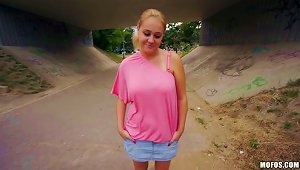 Huge Tittied Paris Sweet Gets Nailed In The Street
